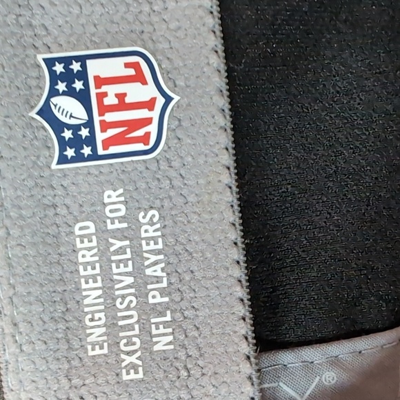 New Era,NFL, Pittsburgh Steelers Men's Gray, Yellow Fitted Hat,L/XL. - Picture 8 of 10